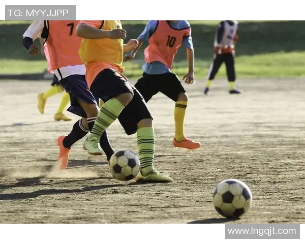 丹凤足球明星的崛起与成就探秘以及对中国足球的影响分析