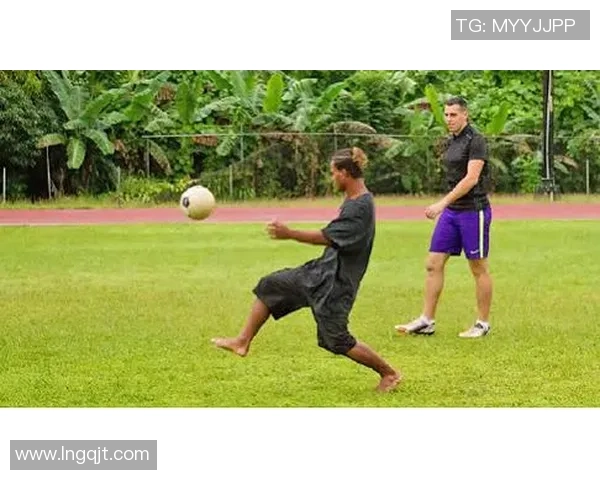 足球明星化身动漫角色的奇幻冒险之旅绘画展览 足球明星化身动漫角色的奇幻冒险之旅绘画展览